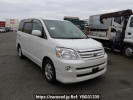 Toyota Noah AZR60G