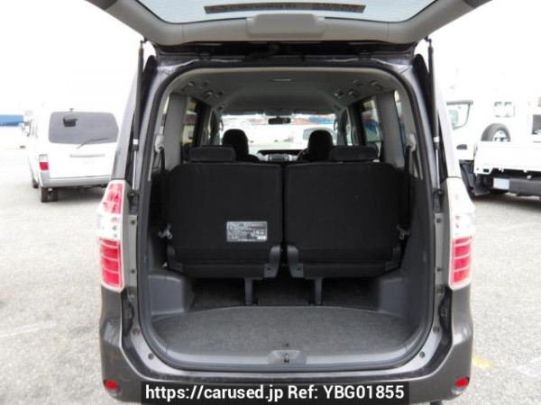 Used 2009 AT toyota noah ZRR70G Image[8]