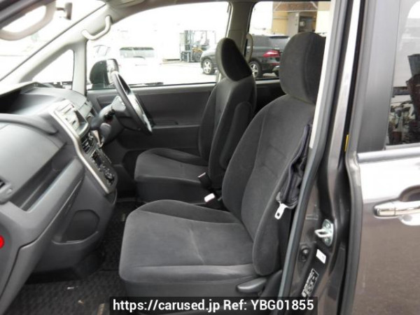 Used 2009 AT toyota noah ZRR70G Image[14]