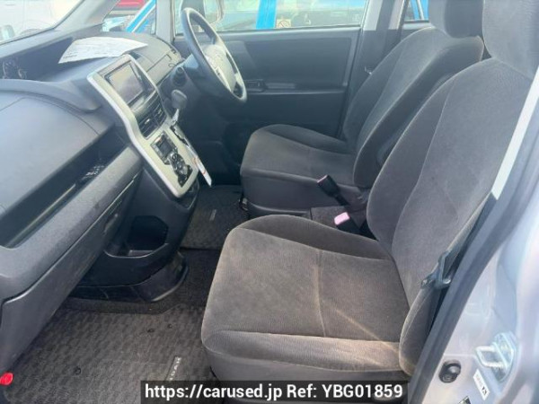 Used 2010 AT toyota noah ZRR70G Image[5]