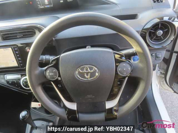 Used 2021 CVT toyota aqua NHP10 Image[16]