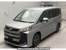 Toyota Noah ZWR90W