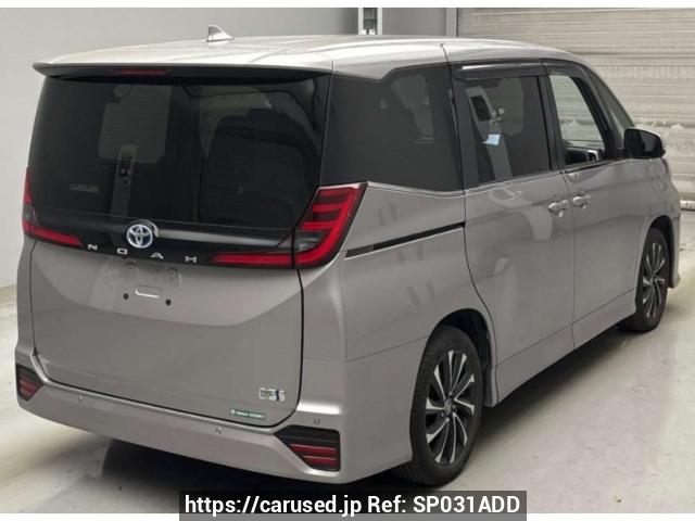 Buy Used 2022 Toyota Noah ZWR90W (SP031ADD) - Carused.jp