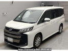 Toyota Noah ZWR95W