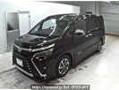 Toyota Voxy ZRR80W