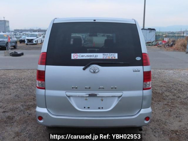 Used 2004 AT toyota noah AZR60G Image[5]