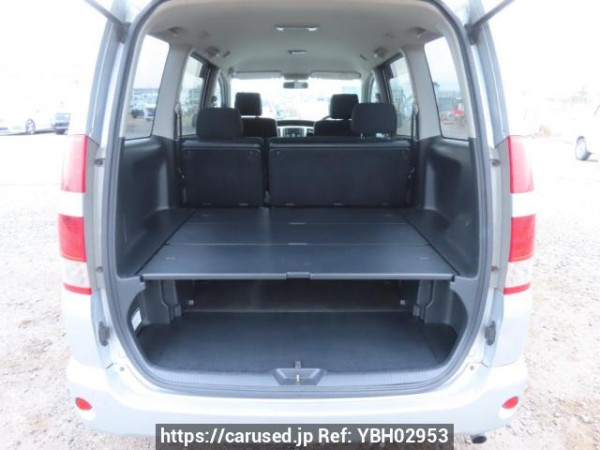 Used 2004 AT toyota noah AZR60G Image[8]