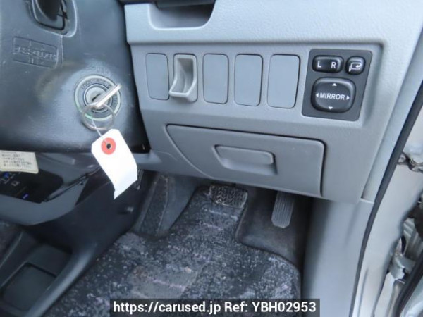 Used 2004 AT toyota noah AZR60G Image[33]