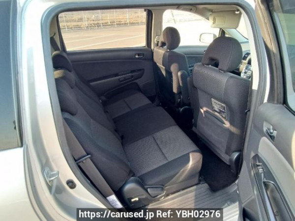 Used 2005 AT toyota wish ZNE10G Image[15]