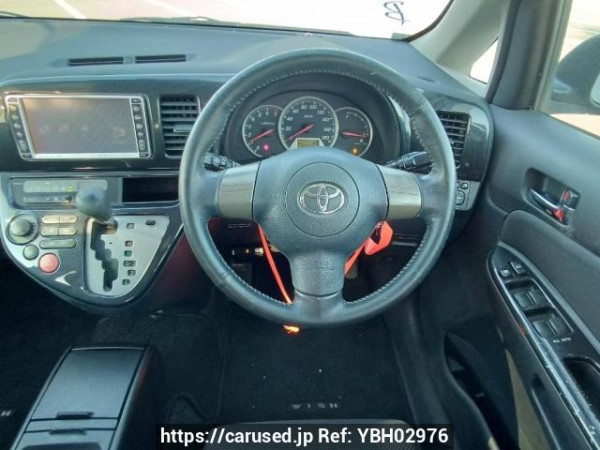 Used 2005 AT toyota wish ZNE10G Image[19]
