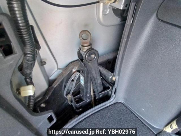 Used 2005 AT toyota wish ZNE10G Image[41]