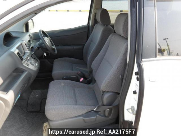 Used 2005 AT toyota raum NCZ20 Image[14]
