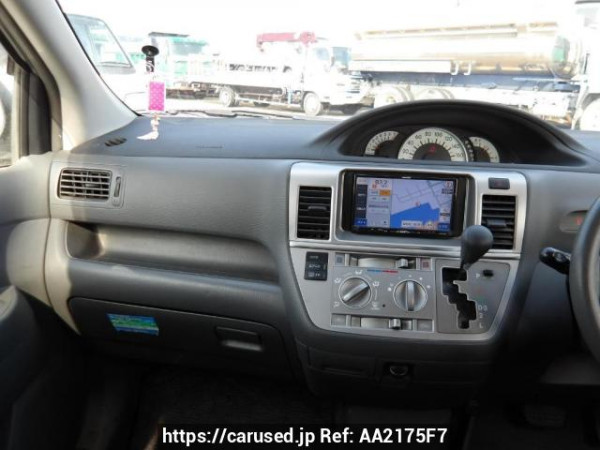 Used 2005 AT toyota raum NCZ20 Image[20]