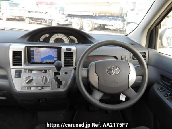 Used 2005 AT toyota raum NCZ20 Image[21]