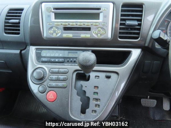 Used 2005 AT toyota wish ZNE10G Image[27]
