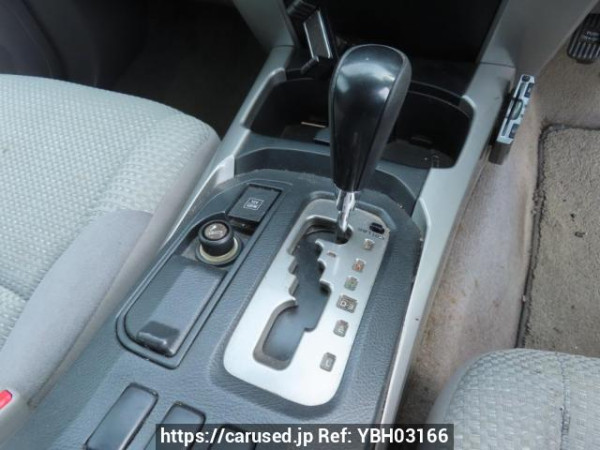 Used 2004 AT toyota hilux-surf TRN215W Image[25]