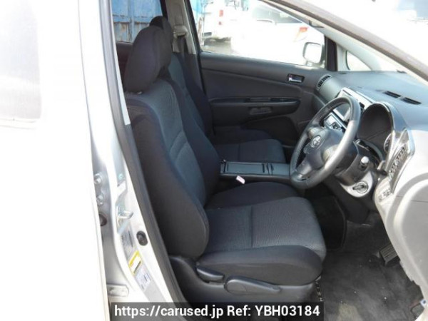 Used 2005 AT toyota wish ZNE10G Image[13]
