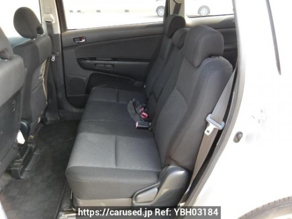 Used 2005 AT toyota wish ZNE10G Image[16]
