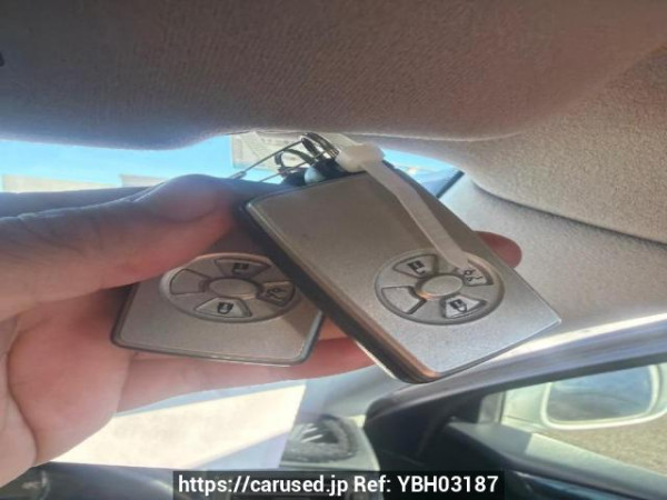 Used 2005 AT toyota crown GRS180 Image[18]