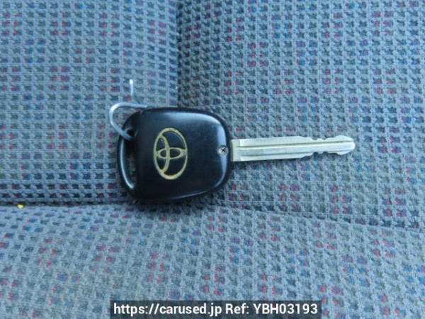 Used 2005 AT toyota raum NCZ20 Image[35]