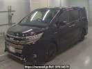 Toyota Noah ZWR80W