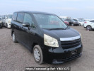 Toyota Noah ZRR70G