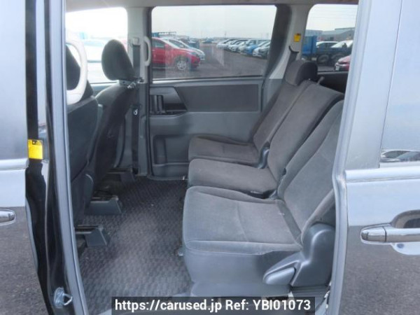 Used 2007 AT toyota noah ZRR70G Image[20]