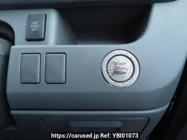 Used 2007 AT toyota noah ZRR70G Image[33]