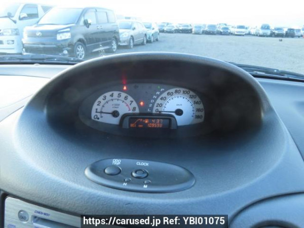 Used 2003 AT toyota fun-cargo NCP21 Image[23]