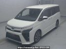 Toyota Voxy ZRR80W