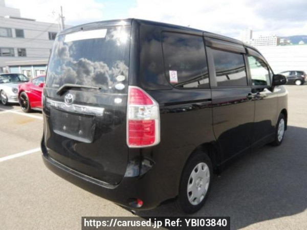Used 2009 AT toyota noah ZRR70G Image[5]
