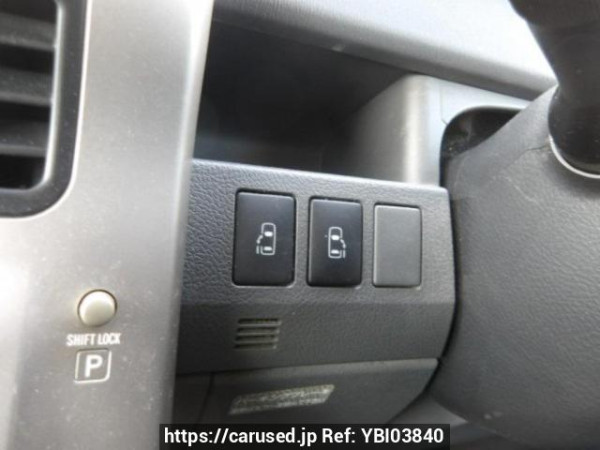 Used 2009 AT toyota noah ZRR70G Image[25]