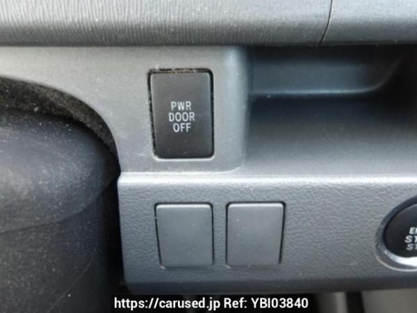 Used 2009 AT toyota noah ZRR70G Image[26]