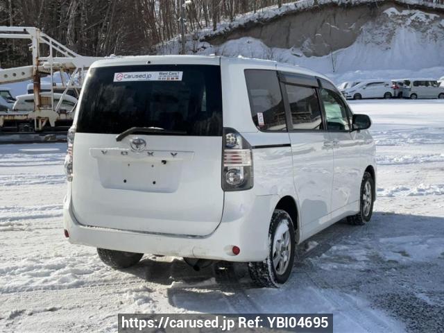 Buy Used 2009 Toyota Voxy ZRR75G (YBI04695) - Carused.jp