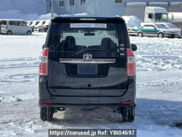 Used 2010 AT toyota noah ZRR75W Image[5]