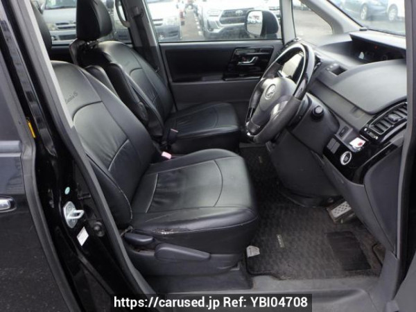 Used 2008 AT toyota voxy ZRR70W Image[10]