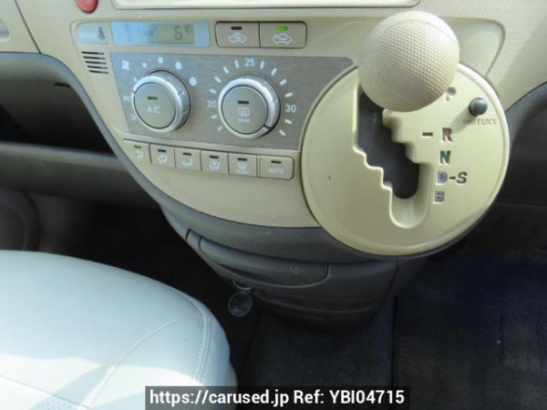 Used 2006 AT toyota sienta NCP81G Image[32]