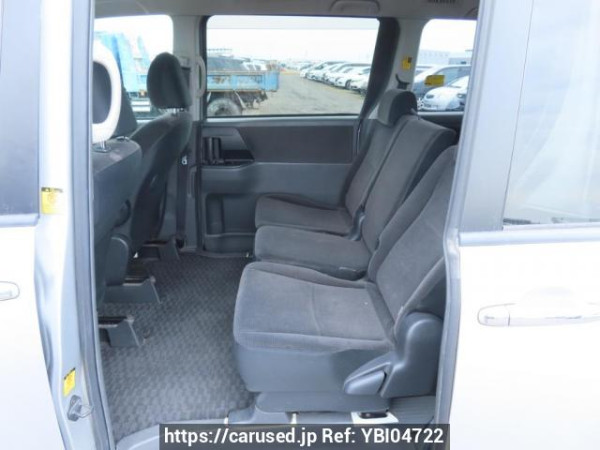 Used 2009 AT toyota noah ZRR70G Image[20]