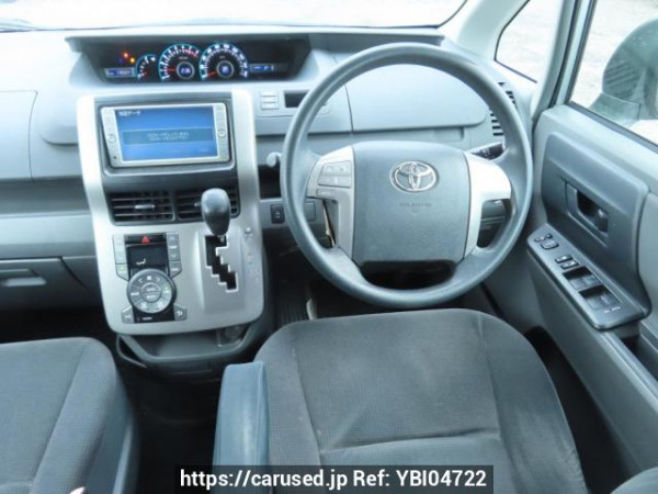 Used 2009 AT toyota noah ZRR70G Image[26]