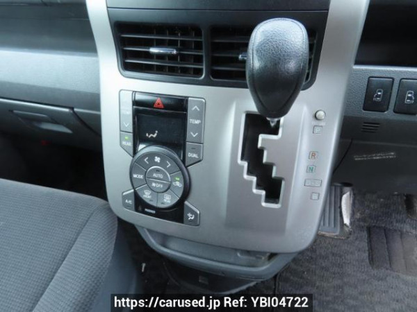 Used 2009 AT toyota noah ZRR70G Image[31]