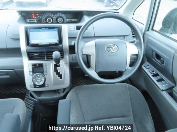 Used 2007 AT toyota noah ZRR70G Image[25]