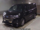 Toyota Noah ZWR80W