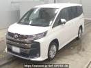 Toyota Noah MZRA95W