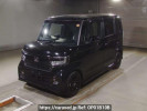 Honda N-BOX CUSTOM JF3