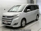 Toyota Noah ZWR80G