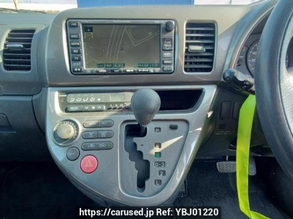 Used 2003 AT toyota wish ZNE10G Image[22]