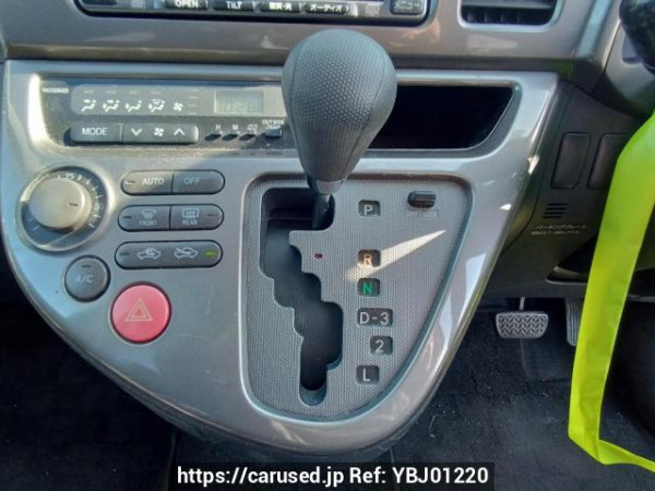 Used 2003 AT toyota wish ZNE10G Image[25]