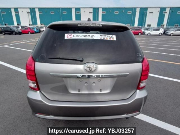 Used 2005 AT toyota wish ZNE10G Image[5]
