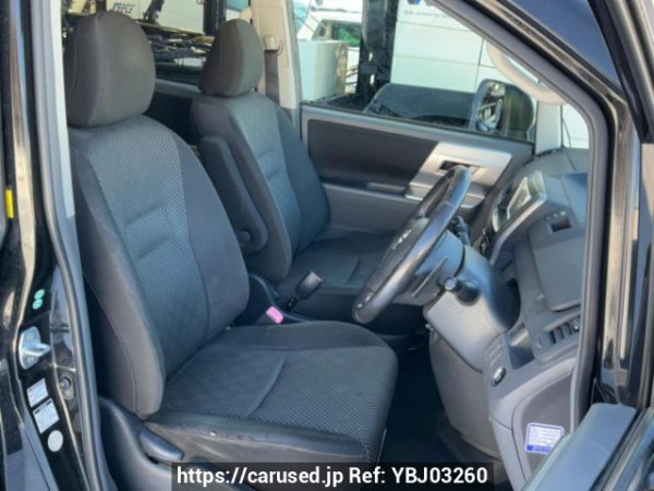 Used 2010 AT toyota noah ZRR75W Image[12]