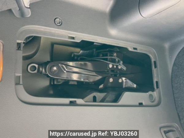 Used 2010 AT toyota noah ZRR75W Image[43]